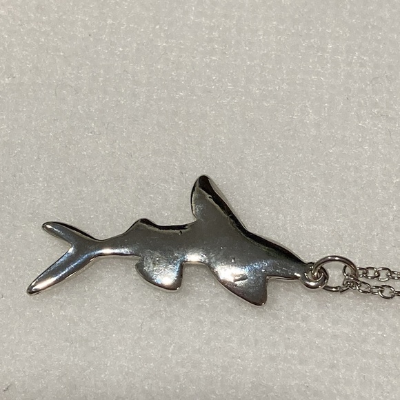 NWOT - Silvertone Flying Fish Necklace & Pendant - Picture 6 of 9